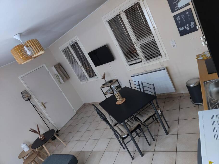 Appartement Gare Hyper Centre Ville Troyes Eksteriør billede